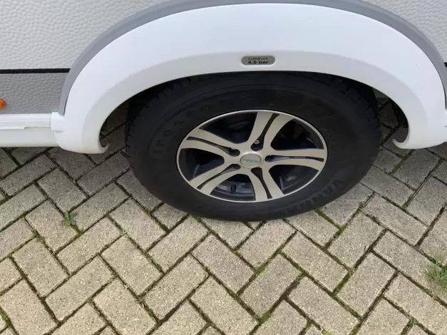 Hobby De Luxe 545 KMF Zondag 8 maart open (1017381)