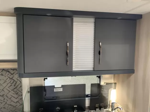 Hobby De Luxe 460 UFE Mover + vloerverwarming (1023939)