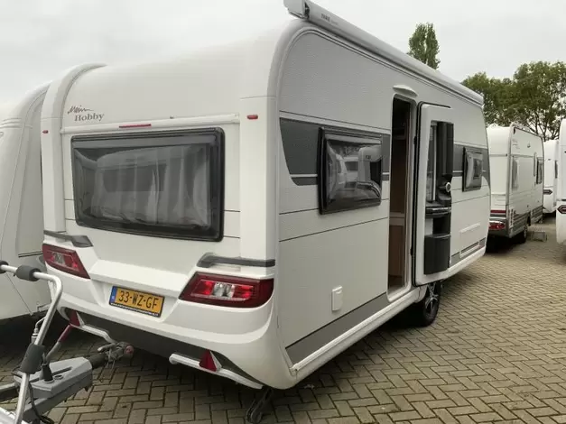 Hobby De Luxe 540 UL Zondag 8 maart open (1020707)