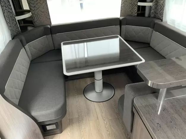 Hobby Prestige 620 CL Zondag 8 maart open (966842)