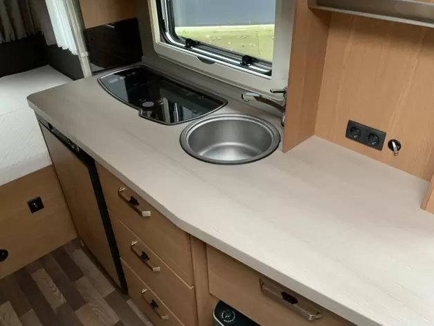 Knaus Sport 420 QD Zondag 8 maart open (989135)