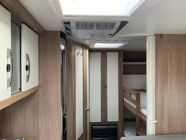 Hobby De Luxe 545 KMF Zondag 8 maart open (1017381)