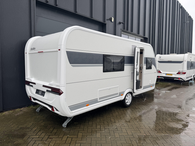 Hobby De Luxe 495 WFB Zondag 8 maart open (1026529)