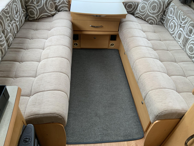 Elddis Avante 462 Bevrijdingsdag open (1037619)