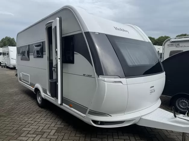 Hobby De Luxe 460 LU Zondag 8 maart open (1005672)