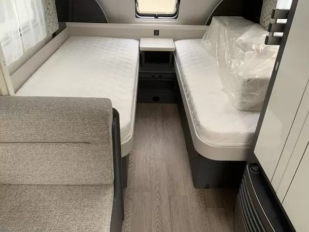 Hobby Excellent 460 SL Zondag 8 maart open (1022008)