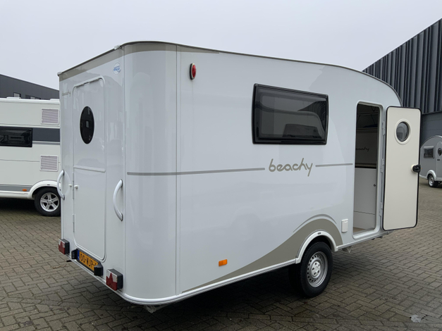 Hobby Beachy 420 Zondag 8 maart open (1033370)