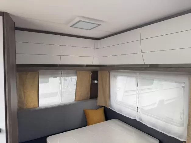 Hobby On Tour 390 SF Zondag 8 maart open (1019587)