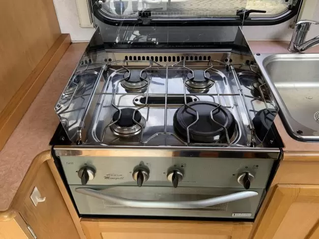 Elddis Force 450 Zondag 8 maart open (1005959)