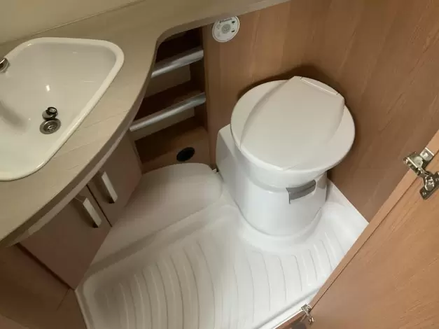 Knaus Sport 420 QD Zondag 8 maart open (989135)