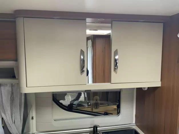 Hobby Premium 460 UFE Zondag 8 maart open (943396)