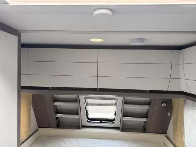 Hobby On Tour 390 SF Zondag 8 maart open (1019587)