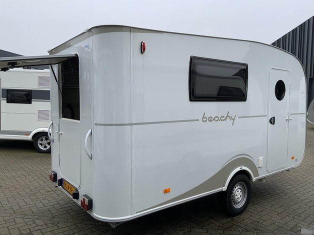 Hobby Beachy 420 Zondag 8 maart open (1033370)