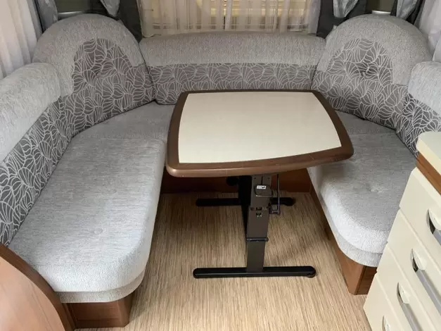 Hobby Premium 460 UFE Zondag 8 maart open (943396)