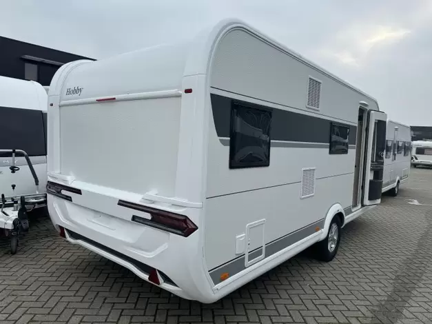 Hobby De Luxe 545 KMF Zondag 8 maart open (977480)