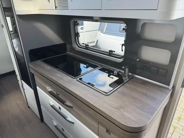 Hobby Excellent Edition 650 KMFE Zondag 8 maart open (979842)