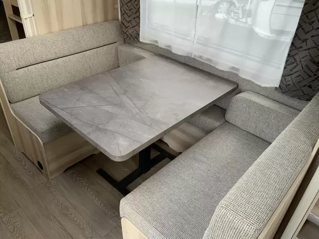 Hobby De Luxe 545 KMF Zondag 8 maart open (1016433)