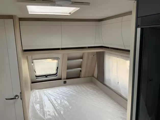 Hobby De Luxe 540 KMFE Zondag 8 maart open (1008078)