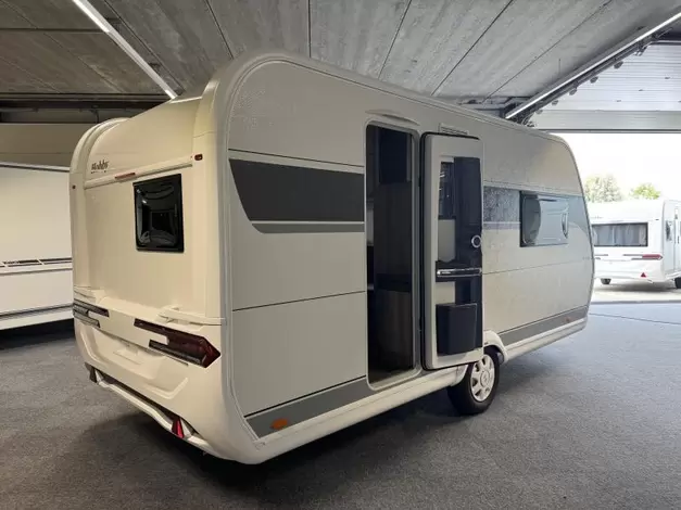 Hobby De Luxe 460 SFF Zondag 8 maart open (1019590)