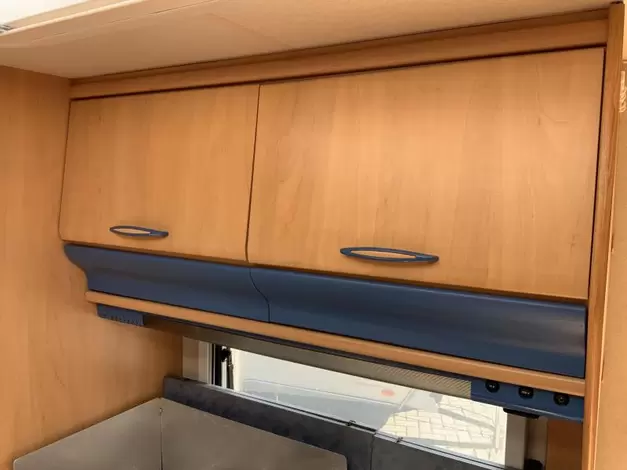 Hobby De Luxe 400 SFE Zondag 8 maart open (1011573)