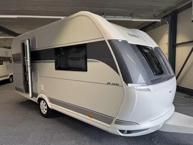 Hobby De Luxe 460 SFF Zondag 8 maart open (1019590)