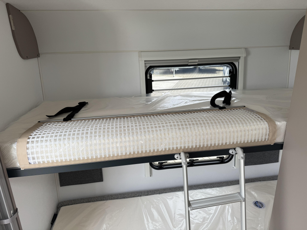 NEXT 381  Fendt Zondag 8 maart open (1035600)